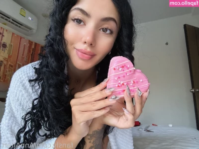 Anna Aifert [ anna-aifert-1 ] - ✨ Surprise vid drop ✨Throw down a heart if you like these ❤️ 
