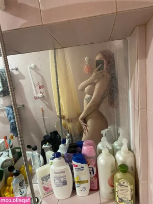 Anna Aifert [ anna-aifert-1 ] - Come and check your dm 😳  👆Ven y chequea tu dm