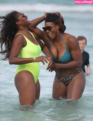 Serena Williams [ serena-williams ] - Went out with no panties