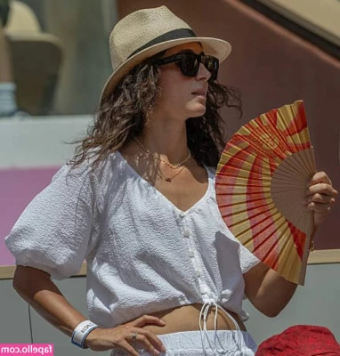 Maria Francisca Perello [ maria-francisca-perello ] - 誰想被灌腸