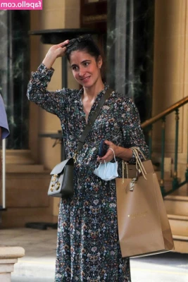 Maria Francisca Perello [ maria-francisca-perello ] - My hole is tight  but opens