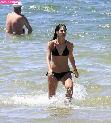 Maria Francisca Perello [ maria-francisca-perello ] - Hell yeah