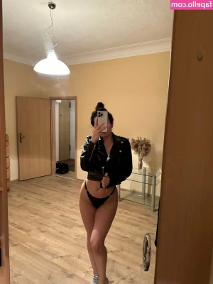 pollygirl99 - Cock sucking xx