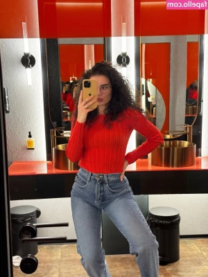 pollygirl99 - Hotel room vibes