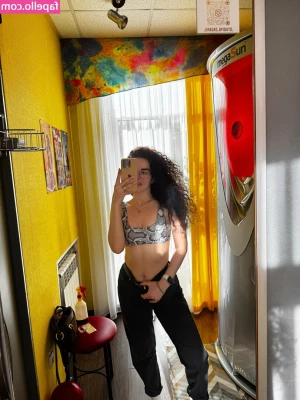 pollygirl99 - i sell my panties....