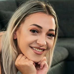 Caryn Vieira