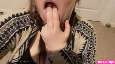 jennaastra [ jennaastra-9 ] - He used to have a girlfriend but then he found out that f gs are the