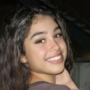 ava-nicks-22