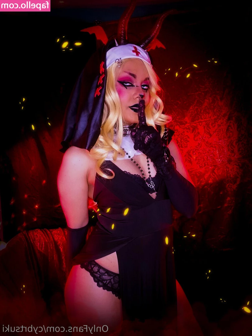 cybrtsuki - Hey darlin what I want is for you to tell me what you want  I can do