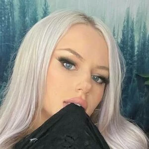 katyaaxo