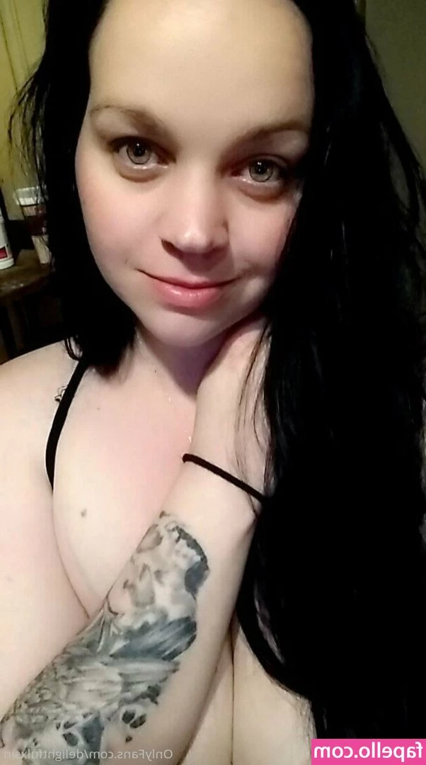 delightfulxsin - I'm too lazy to pull my pants up right now. 😏