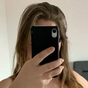 adele_vip_booob