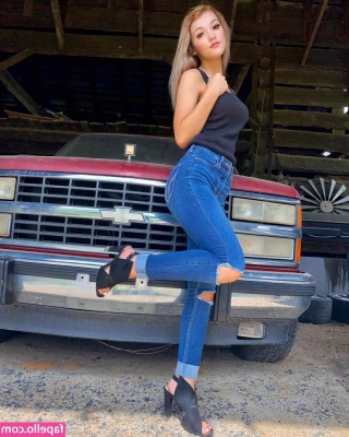 kristenhaness - Gimme a squeeze