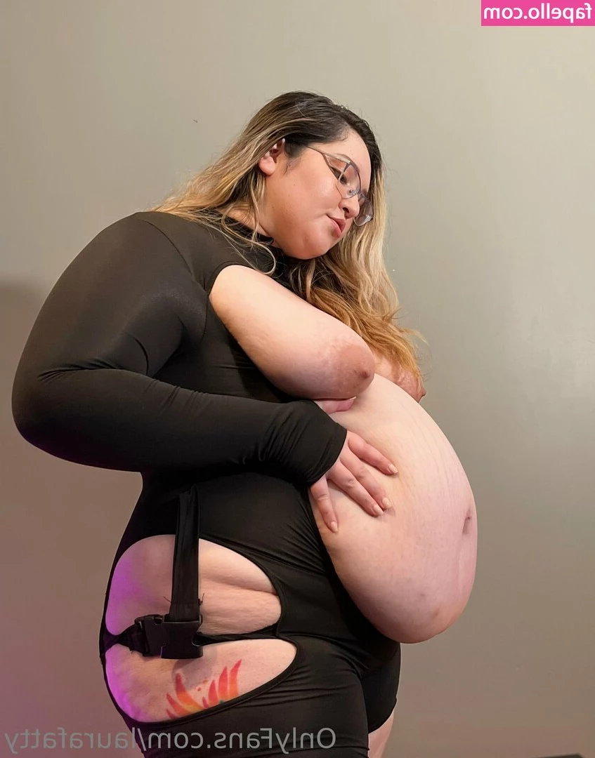 laurafatty - bebitarubia  bebitarubia  bebitarubia  I m a trans bitch  SUBSCRIBE