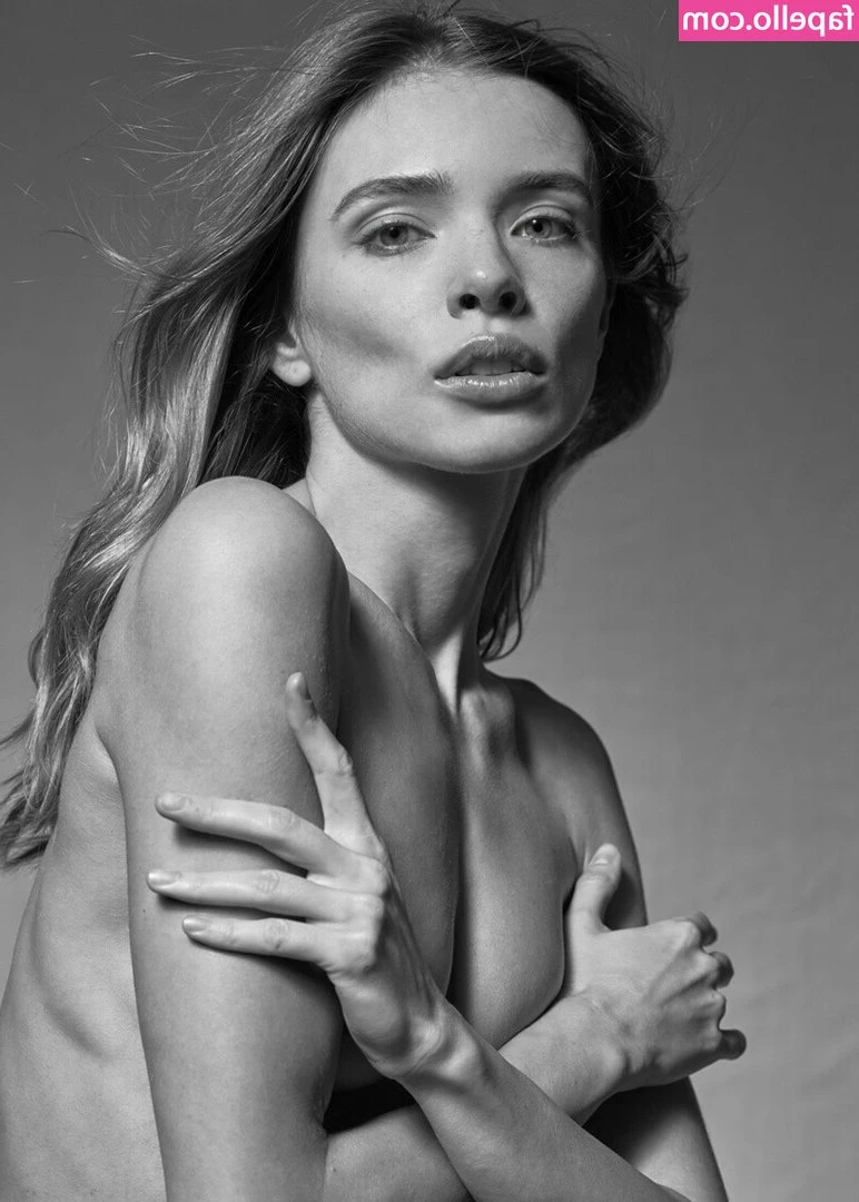 Valeria Dymova [ valeria-dymova ] - Stream started at 08 24 2024 09 33 pm