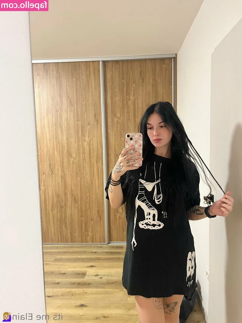 sweetiiepieelain - Fucked ass with a bigger dildo.