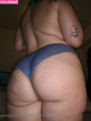 donkeypawgfree - TiP ME 4   amp  I ll send you a couple more pics SPREADING MY ASS