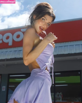 Aminova Inna [ aminova-inna ] - Everyone who tips will get 2 of the topless from this set in their