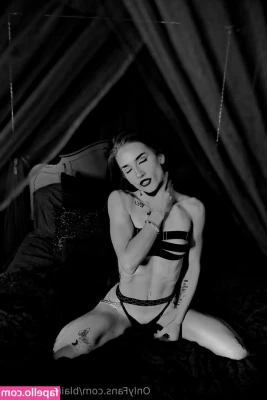 blairtemptation - Algunas vez has visto mis primeras fotos cuando tenia 20 añitos  y