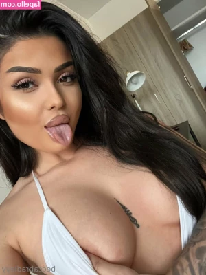 beccabradleyy - 𝒲𝑒𝓁𝒸𝑜𝓂𝑒 𝓉𝑜 𝓉𝒽𝑒
