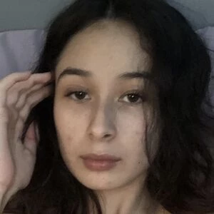 Elif Demirezer