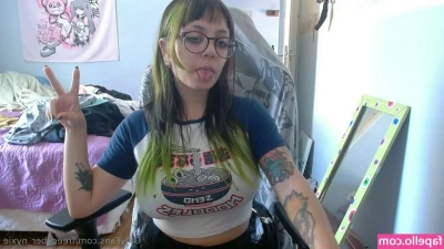 freecyber_nyxie [ freecyber-nyxie ] - Happy hump day