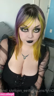 freecyber_nyxie [ freecyber-nyxie ] - If you slide my red thong to the side  youll see how WET AND CREAMY