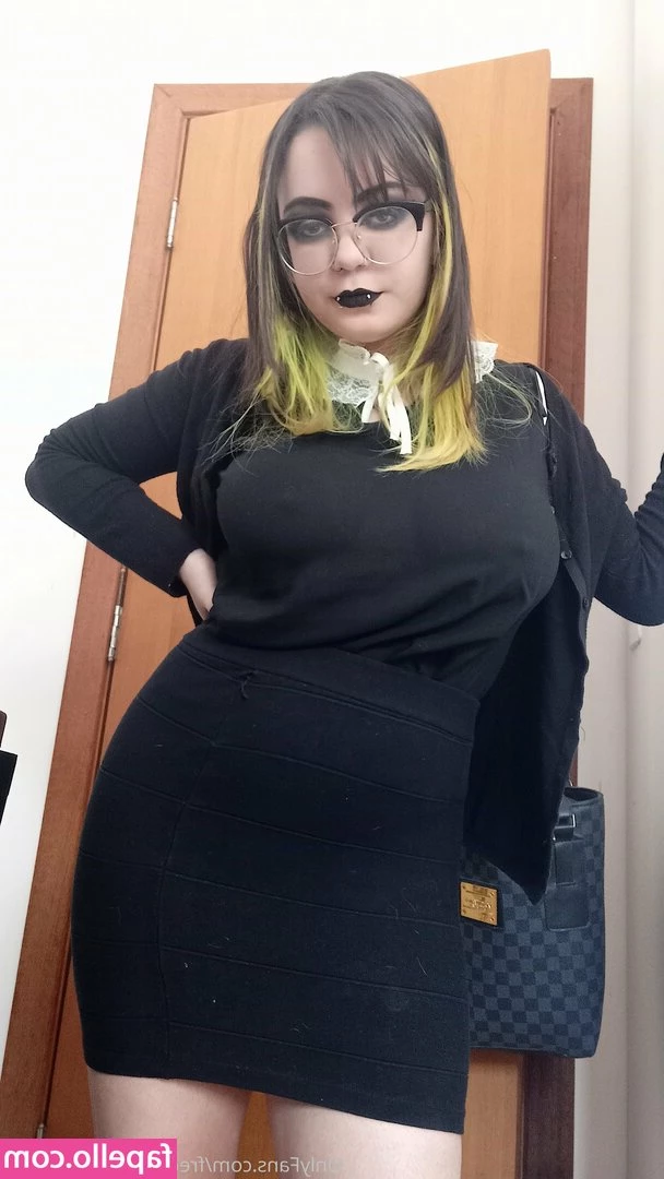 freecyber_nyxie [ freecyber-nyxie ] - Special set   video in message