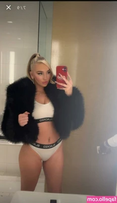 Kendra Sunderland [ kendra-sunderland ] - Just staying a mystery😈