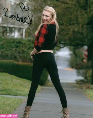 Kendra Sunderland [ kendra-sunderland ] - bellaquita69xxx    bellaquita69xxx      FREE FREE FREE     online now