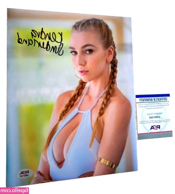 Kendra Sunderland [ kendra-sunderland ] - Everyday I hope for the spring to bring warmer weather until then