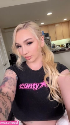 Kendra Sunderland [ kendra-sunderland ] - Need some cleaning 🥵