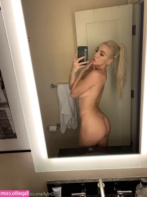 Kendra Sunderland [ kendra-sunderland ] - Sexy demon girl is here 😈 I know you want more ;) Dm me