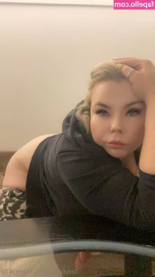 u312993470 - Who would be interested in watching me game with my tits out  I just