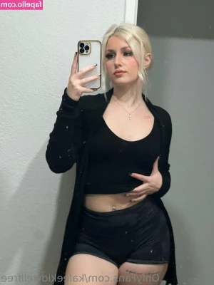 kaleekidwellfree - Bold  beautiful  and too damn sexy
