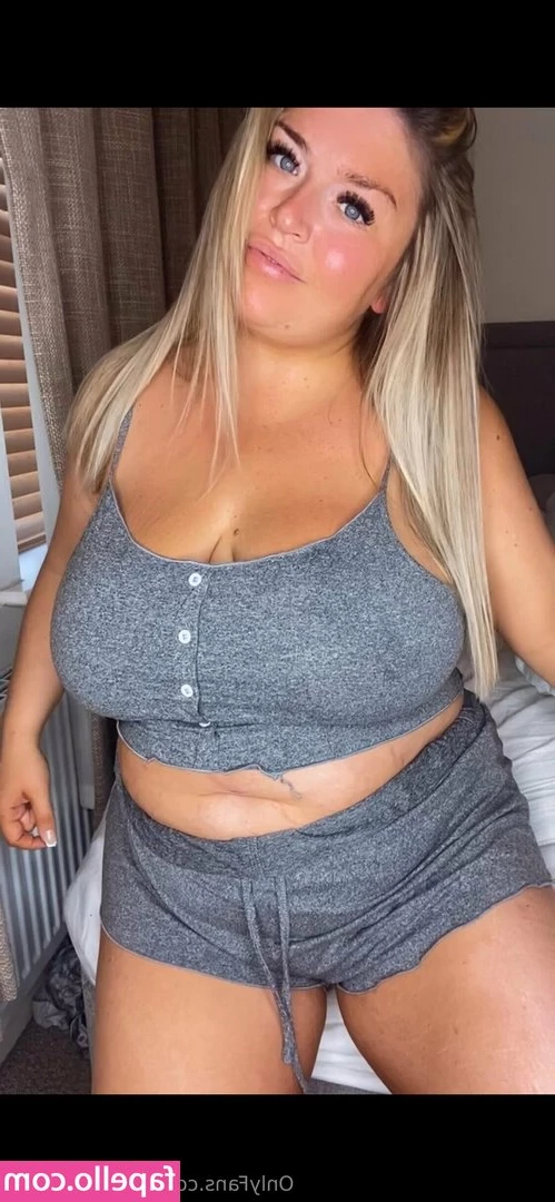 bustybabefree - https onlyfans com saturnelia  FREE TODAY ONLY