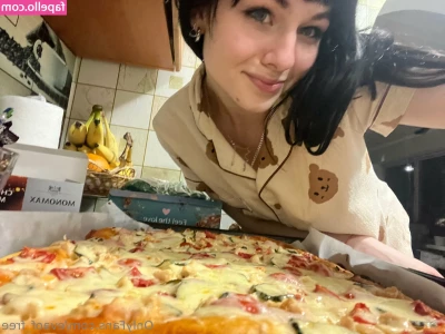 yanova_free [ yanova-free ] - We're going to do a little math lesson this evening. Put on your