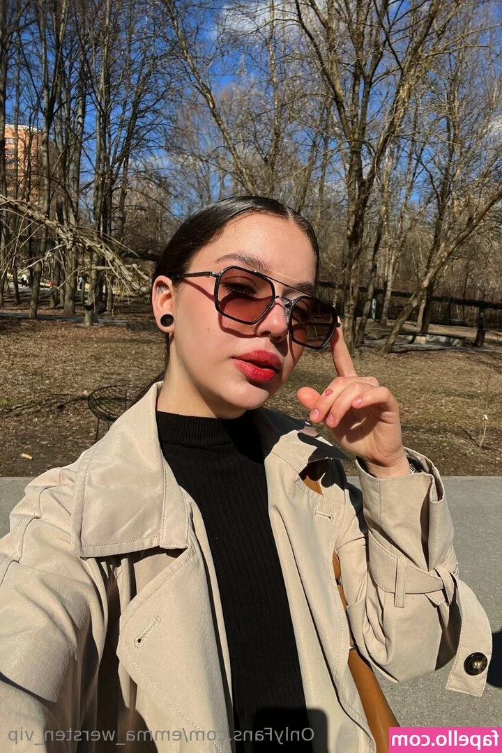 emma_wersten_vip [ emma-wersten-vip ] - 𝑬𝑽𝑬𝑹𝒀𝑶𝑵𝑬 who has their subscription set to
