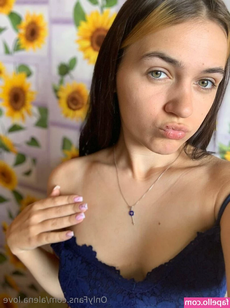 alena.love [ alena-love ] - I need my BUSSY ate  who tryin fuck my shit up at the park