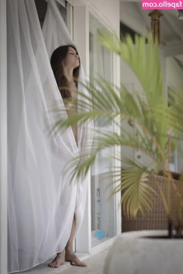 Maria Demina [ maria-demina ] - Last day at home before my departure for the Caribbean  i had to show