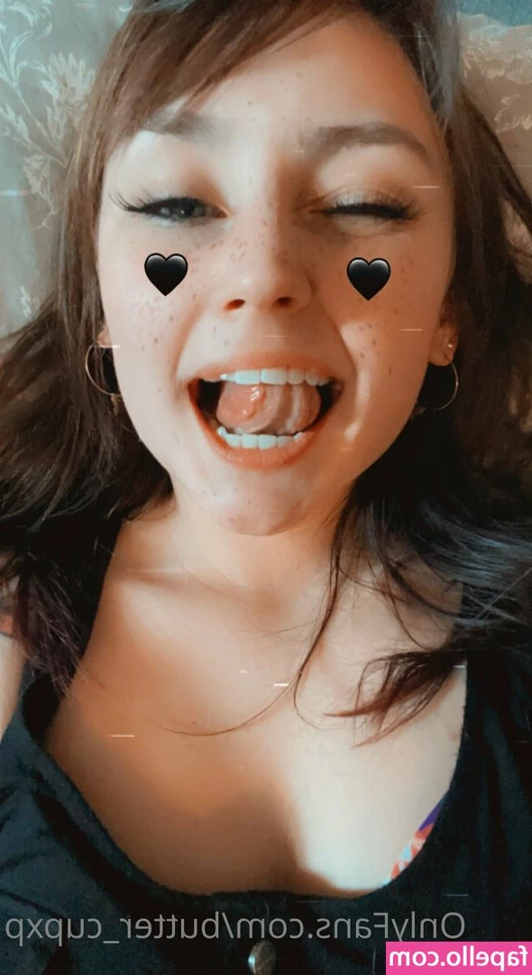  [ butter-cupxp ] - My face / my asspussy