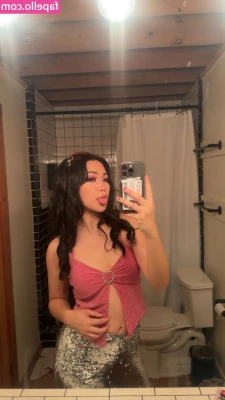 Natalie Tran [ natalie-tran ] - some fun behind the scenes shots for an HD Valentine s Day themed