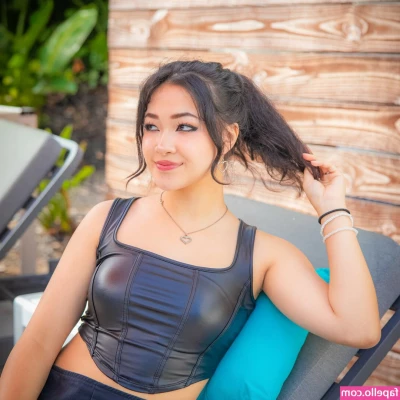 Natalie Tran [ natalie-tran ] - @holly.img and I are so good at sharing @ornstarpay huge cock