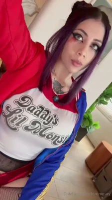  [ foreronury ] - Text me what naughty things are on your mind today