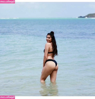 Iman Moosa [ iman-moosa-1 ] - Nuovo video completo  Cuckold Piedi Calze  Doppia penetrazione  Tanti