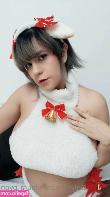 Laura Pyon [ laura-pyon ] - Where are you baby? Let’s talk in my dm’s🤫
