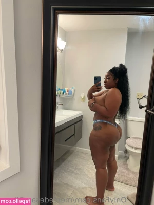 mercedesass2finee - Would you hit it