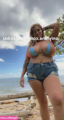 thikkixnikki - Morning stretches