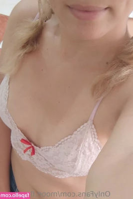 moon.flacasexy [ moon-flacasexy ] - If you checked your messages yesterday you saw the full 12 minute