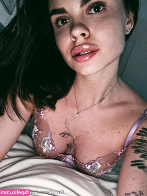 misss_69 [ misss-69 ] - Do you already know my VIP profile @marywet ? 😍  You can enjoy my